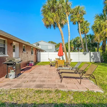 Holmes Beach Bungalow - B